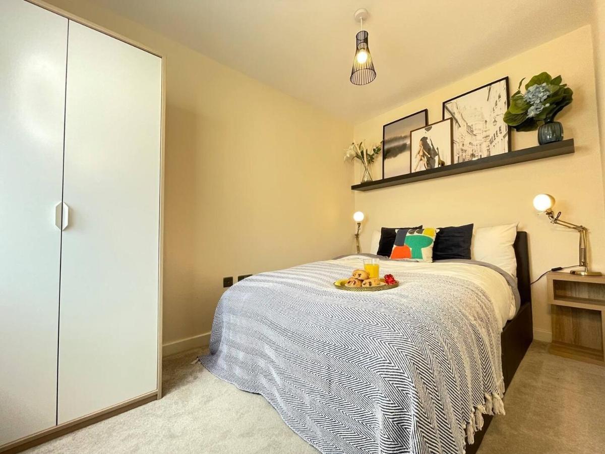 Chic Manchester Townhouse Near Old Trafford Extérieur photo
